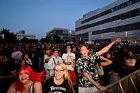 On 14 May 2022, Hochschule Düsseldorf – University of Applied Sciences (HSD) could finally celebrate its 50th anniversary – and the response exceeded everything all organisers had hoped for: Several thousand people came to celebrate during the day and well into the night, creating a unique atmosphere on campus and enjoying wonderful weather.